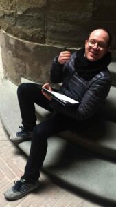 Fabio Ambrosi durante le riprese di "Anomalie - l'Italia occulta"