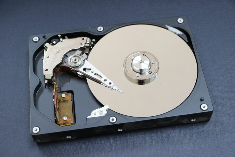Guida alla scelta degli Hard Disk: SSD o HHD? Guida alla scelta degli Hard Disk: SSD o HHD?