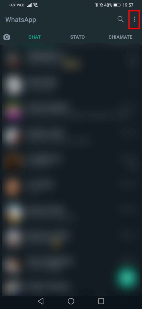 Come cambiare lo sfondo alle chat di whatsapp - STEP 1 - Clicca sul panino in alto a destra