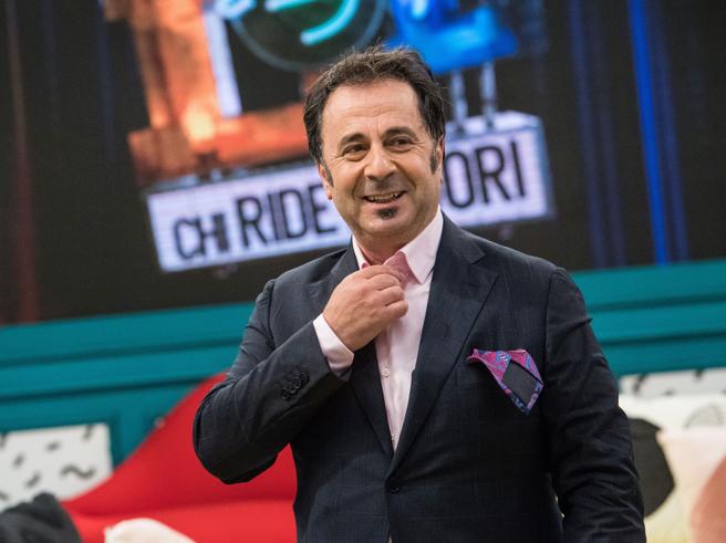 Torna la Gialappa's Band in tv a maggio. Nel nuovo show su tv8 alla conduzione il Mago Forest