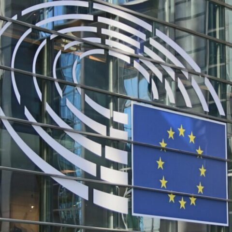 Apple e Microsoft contro l'Unione Europea: "iMessage e Bing non sono Gatekeeper"