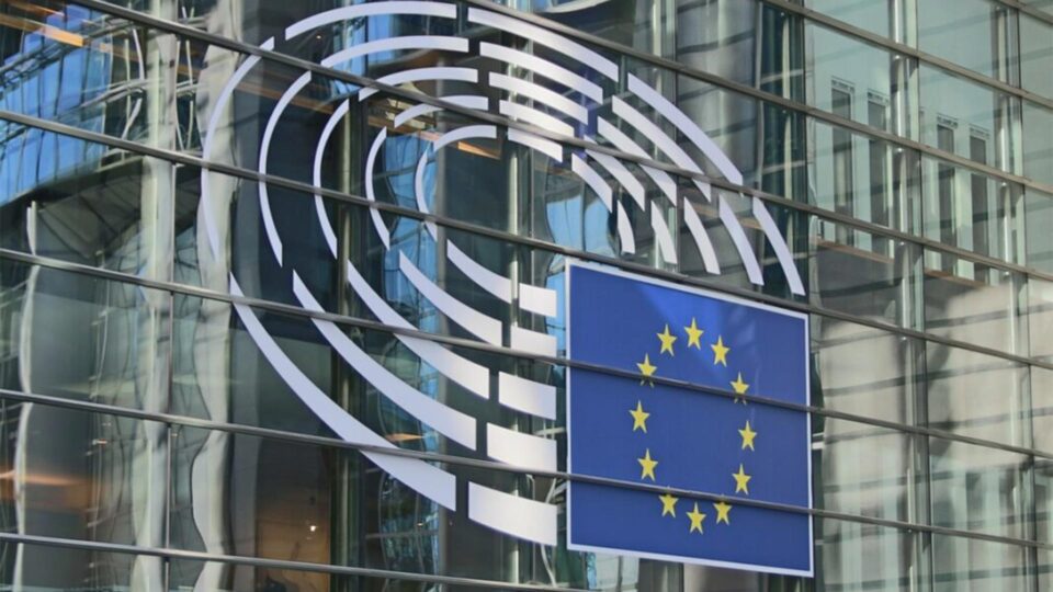 Apple e Microsoft contro l'Unione Europea: "iMessage e Bing non sono Gatekeeper"